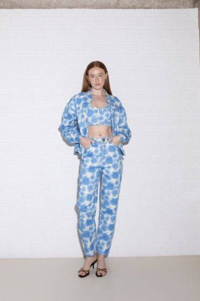 Mara Jean Flower Flower Blue SF510