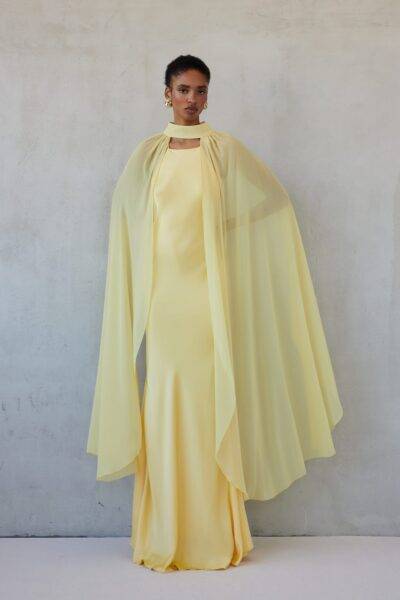 TURTLENECK CAPE | BUTTERYELLOW